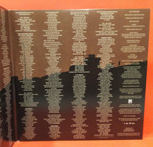 Load image into Gallery viewer, ROGER WATERS - AMUSED TO DEATH (SECOND HAND)