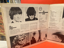 Load image into Gallery viewer, THE VELVET UNDERGROUND - VELVET UNDERGROUND & NICO LP - 1973 U.S. PRESS with banana sticker VINYL