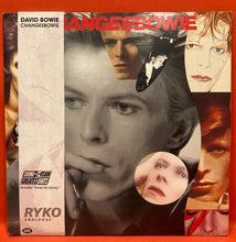Load image into Gallery viewer, DAVID BOWIE - CHANGESBOWIE 2X LP - CLEAR VINYL - RYKO LTD ED