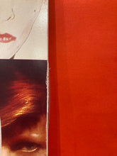 Load image into Gallery viewer, DAVID BOWIE - CHANGESBOWIE 2X LP - CLEAR VINYL - RYKO LTD ED