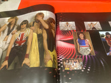 Load image into Gallery viewer, DEF LEPPARD - MIRROR BALL - 2011 CONCERT/ TOUR PROGRAM
