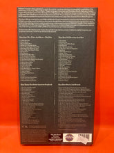 Load image into Gallery viewer, JOHNNY CASH - THE LEGEND - 4X CD BOX SET