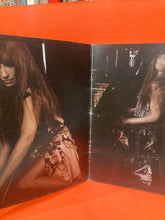 Load image into Gallery viewer, TORI AMOS - AMERICAN DOLL POSSE - TOUR PROGRAM 2007 - AUTOGRAPHED