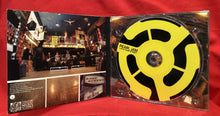 Load image into Gallery viewer, PEARL JAM - LIVE AT EASY STREET - CD
