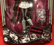 Load image into Gallery viewer, MONSTER HIGH REEL DRAMA - DRACULAURA   - DOLL - NEVER REMOVED FROM BOX
