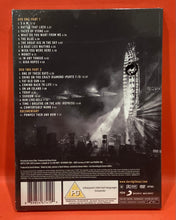 Load image into Gallery viewer, DAVID GILMOUR - LIVE AT POMPEII - 2 DISCS - DVD  (NEW / SEALED)
