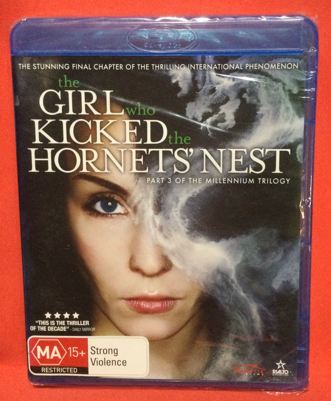 THE GIRL WHO KICKED THE HORNET'S NEST   - BLU RAY (SEALED)