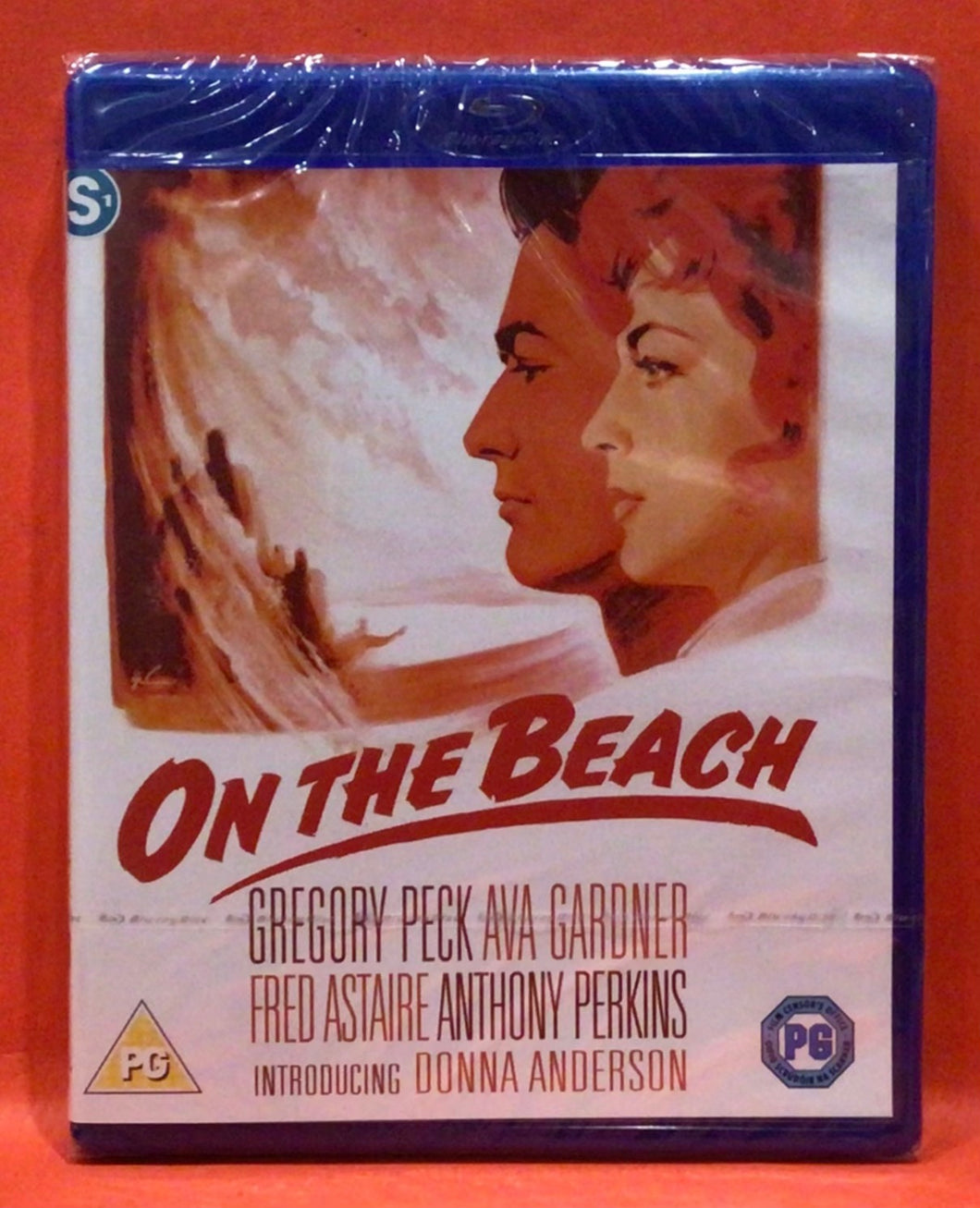ON THE BEACH - BLU RAY  (NEW/ SEALED)