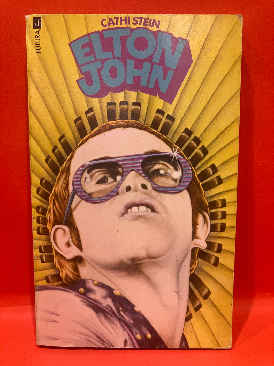 ELTON JOHN - CATHI STEIN - 1975 PAPERBACK