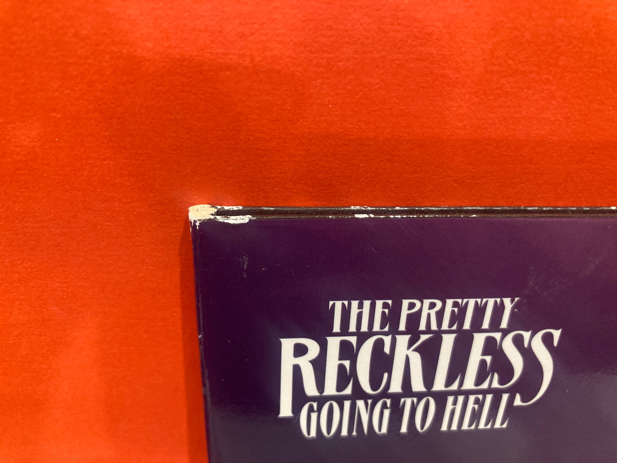 THE PRETTY RECKLESS - GOING TO HELL LP - RED MARBLE VINYL – Dixon