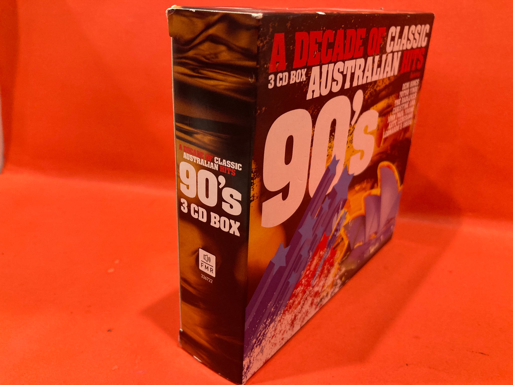 VARIOUS ARTISTS - A DECADE OF CLASSIC AUSTRALIAN HITS - 90S - 3X