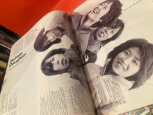 Load image into Gallery viewer, RAYGUN MAGAZINE - RADIOHEAD COVER - #54 MARCH 1998 - GANG STRARR, ROBBIE ROBERTON, CURVE, WILLIAM S BURROWS, BUFFALO DAUGHTER, LAURIE ANDERSON, RYUCHI SAKAMOTO
