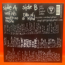 Load image into Gallery viewer, DAYLIGHT - DISPIRIT - GREEN WITH BLACK MARBLE VINYL -  7&quot; SINGLE
