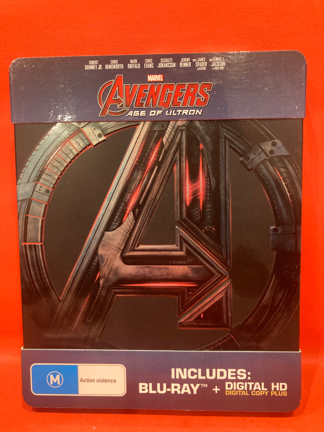 AVENGERS:  AGE OF ULTRON -  BLU-RAY  - LTD EDITION STEELBOOK - MARVEL