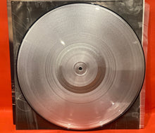 Load image into Gallery viewer, THE MARS VOLTA - DE-LOUSED IN THE COMATORIUM 2X LP -  SILVER 200G VINYL
