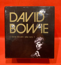 Load image into Gallery viewer, DAVID BOWIE - FIVE YEARS 1968-1973 - 12 X CD  BOX SET (RARE)
