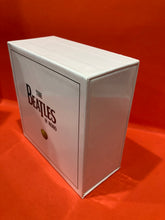 Load image into Gallery viewer, THE BEATLES - IN MONO -  13 X CD BOX SET
