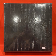 Load image into Gallery viewer, IAN HUNTER - STRANDED IN REALITY - 28X CD + 2XDVD - BOX SET (NEW/SEALED)
