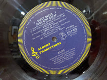 Load image into Gallery viewer, AC/DC - DIRTY DEEDS DONE DIRT CHEAP LP - VINYL - ORIGINAL 1977 OZ PRESS APLP.020
