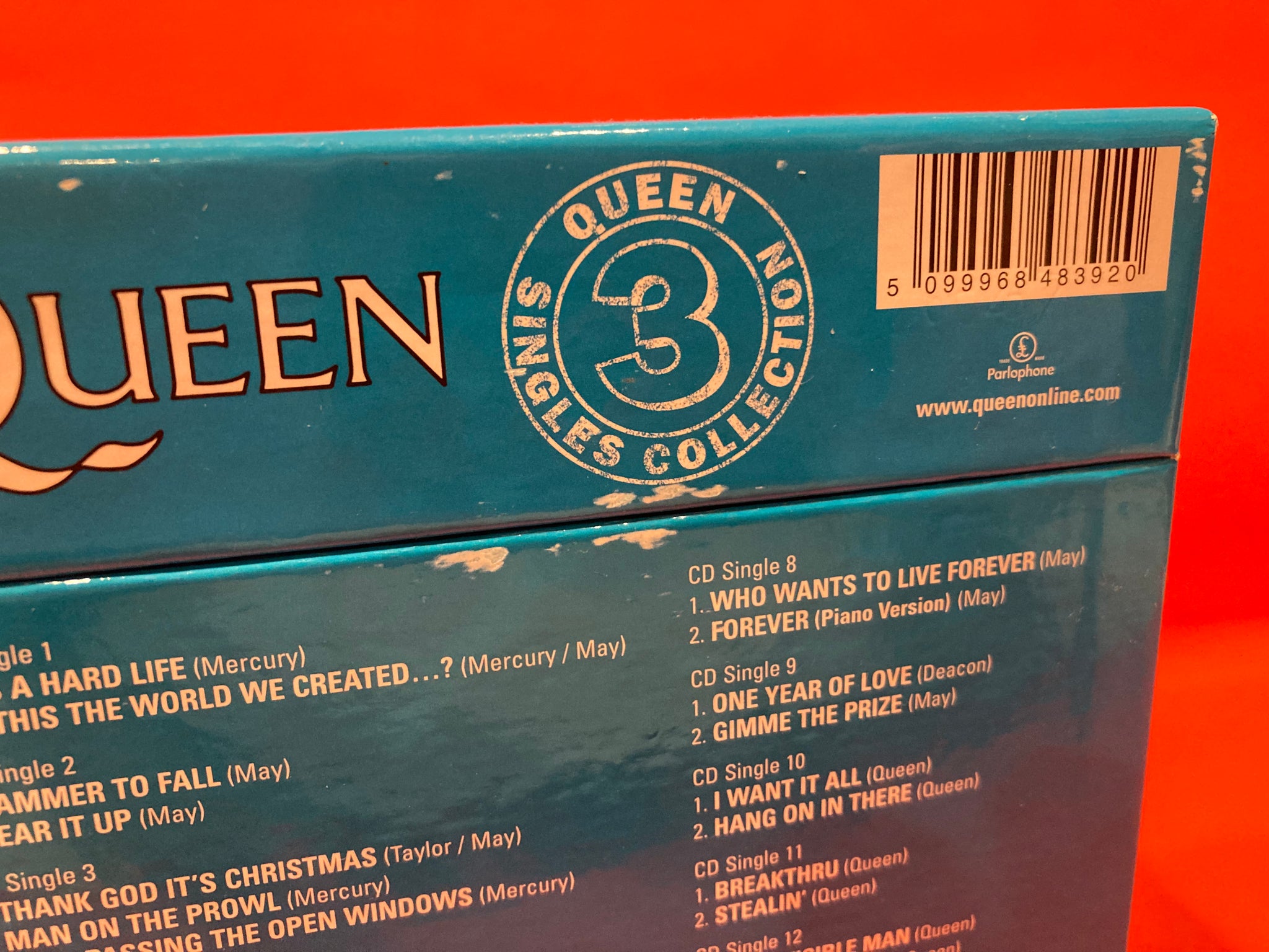 QUEEN SINGLES COLLECTION VOL. 3 - 13x CD BOX SET – Dixon Recycled QUEEN SINGLES COLLECTION VOL. 3 - 13x CD BOX SET – Dixon Recycled
