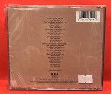 Load image into Gallery viewer, THE WHO - MEATY BEATY BIG AND BOUNCY  -  CD (SEALED)
