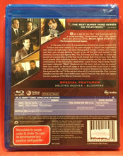 Load image into Gallery viewer, AGENTS OF S.H.I.E.L.D - COMPLETE SECOND SEASON - 5 BLU-RAY DISCS (SEALED)
