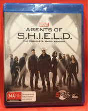 Load image into Gallery viewer, MARVEL AGENTS OF SHIELD SEASON 3 BLU RAY
